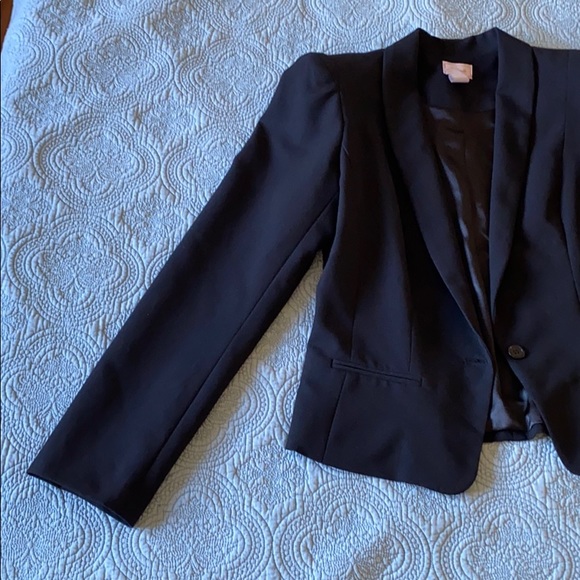 Structured Black Blazer - Picture 2 of 7